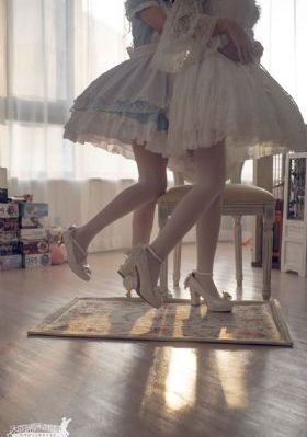亚洲国产三区